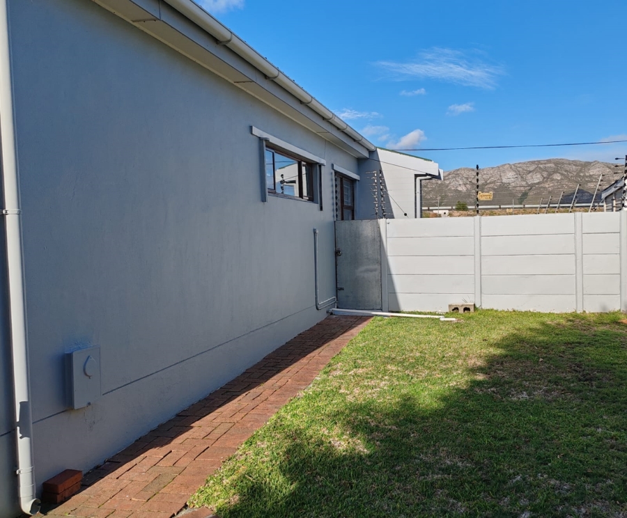 3 Bedroom Property for Sale in De Kelders Western Cape